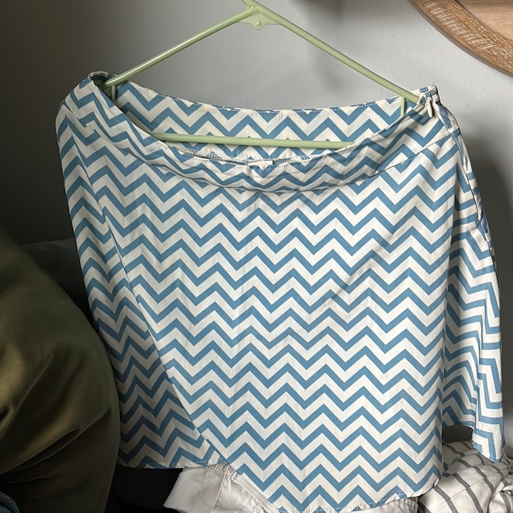 Flattering little boutique skirt - perfect for travel